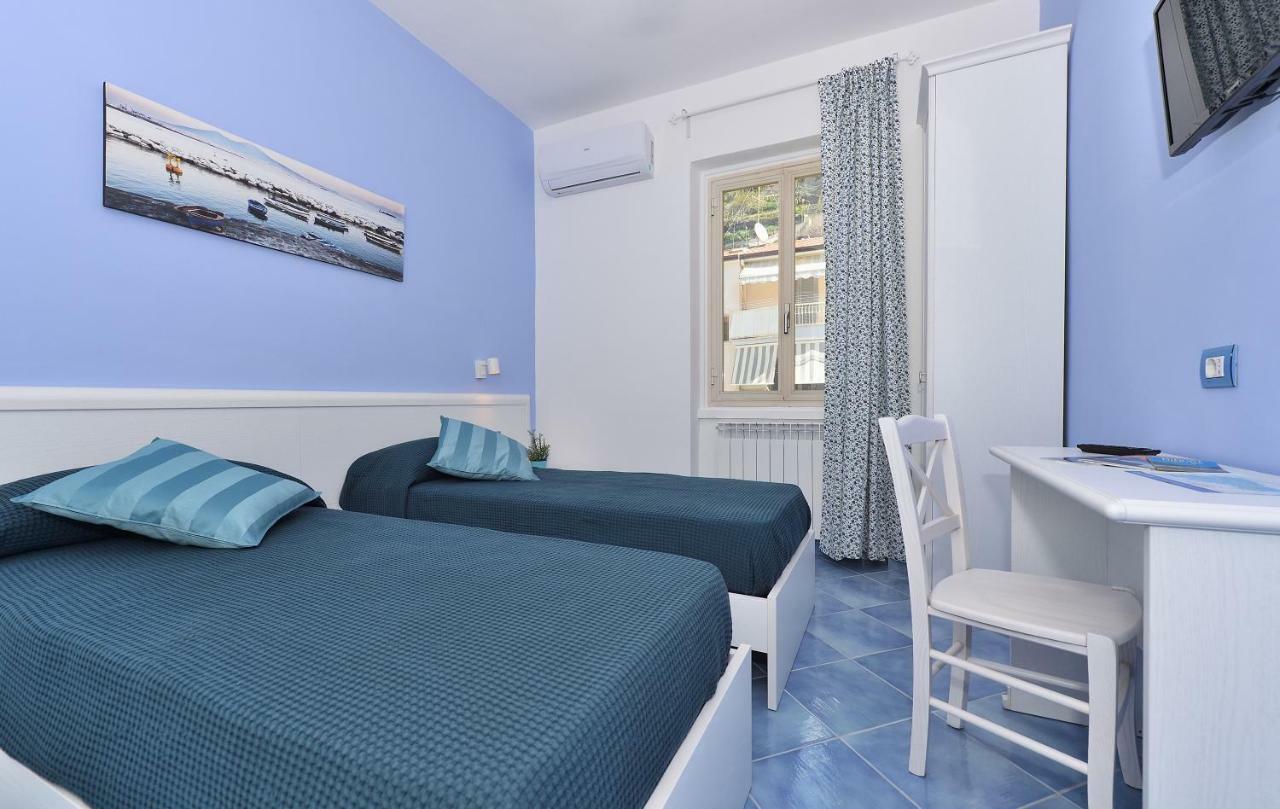 Casa Flavia Apartment Maiori Bagian luar foto