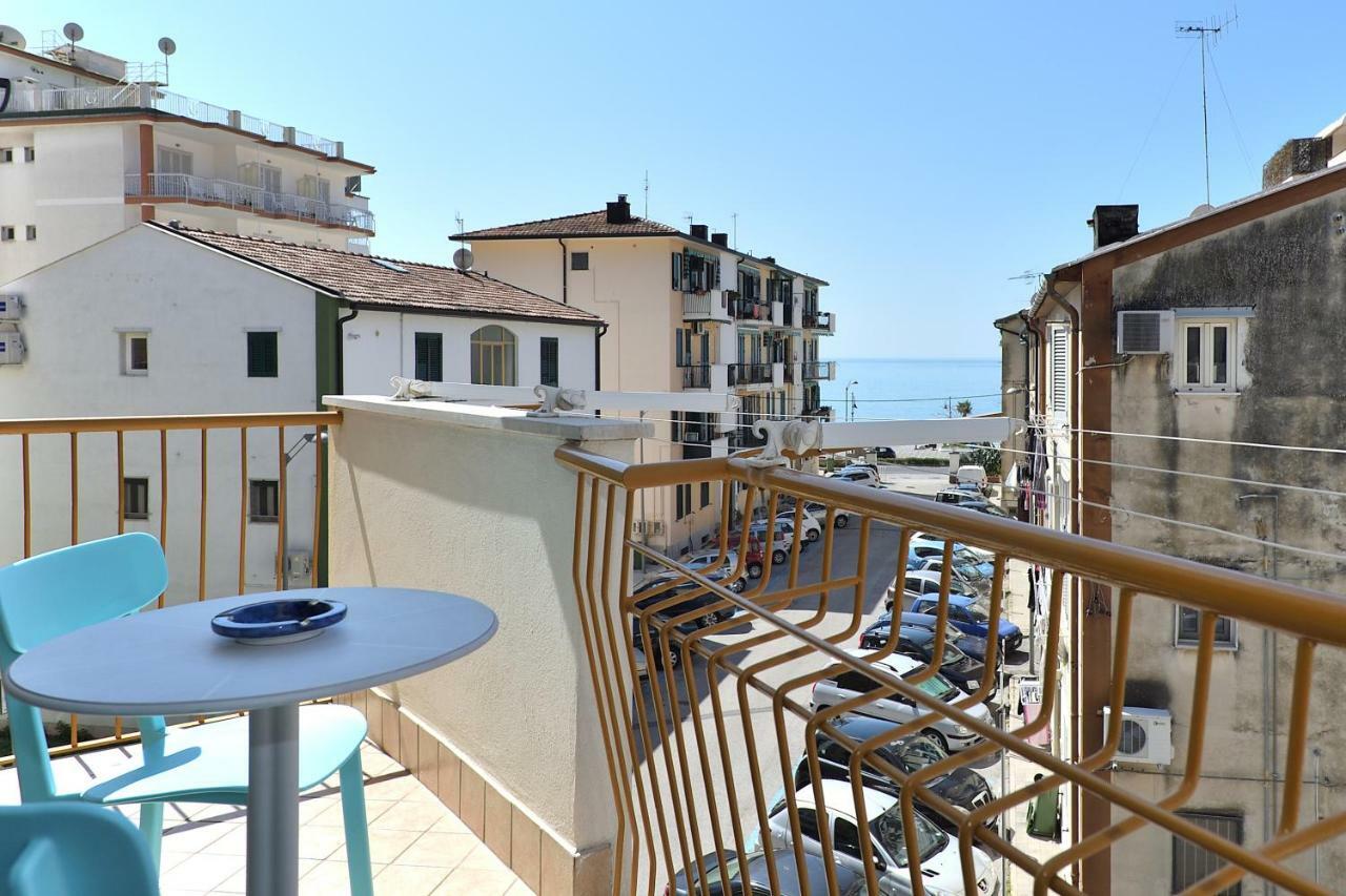 Casa Flavia Apartment Maiori Bagian luar foto